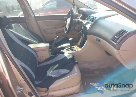 2003 Honda Accord 2.4 Ex z USA, uszkodzony, nr VIN 1HGCM56633A123818